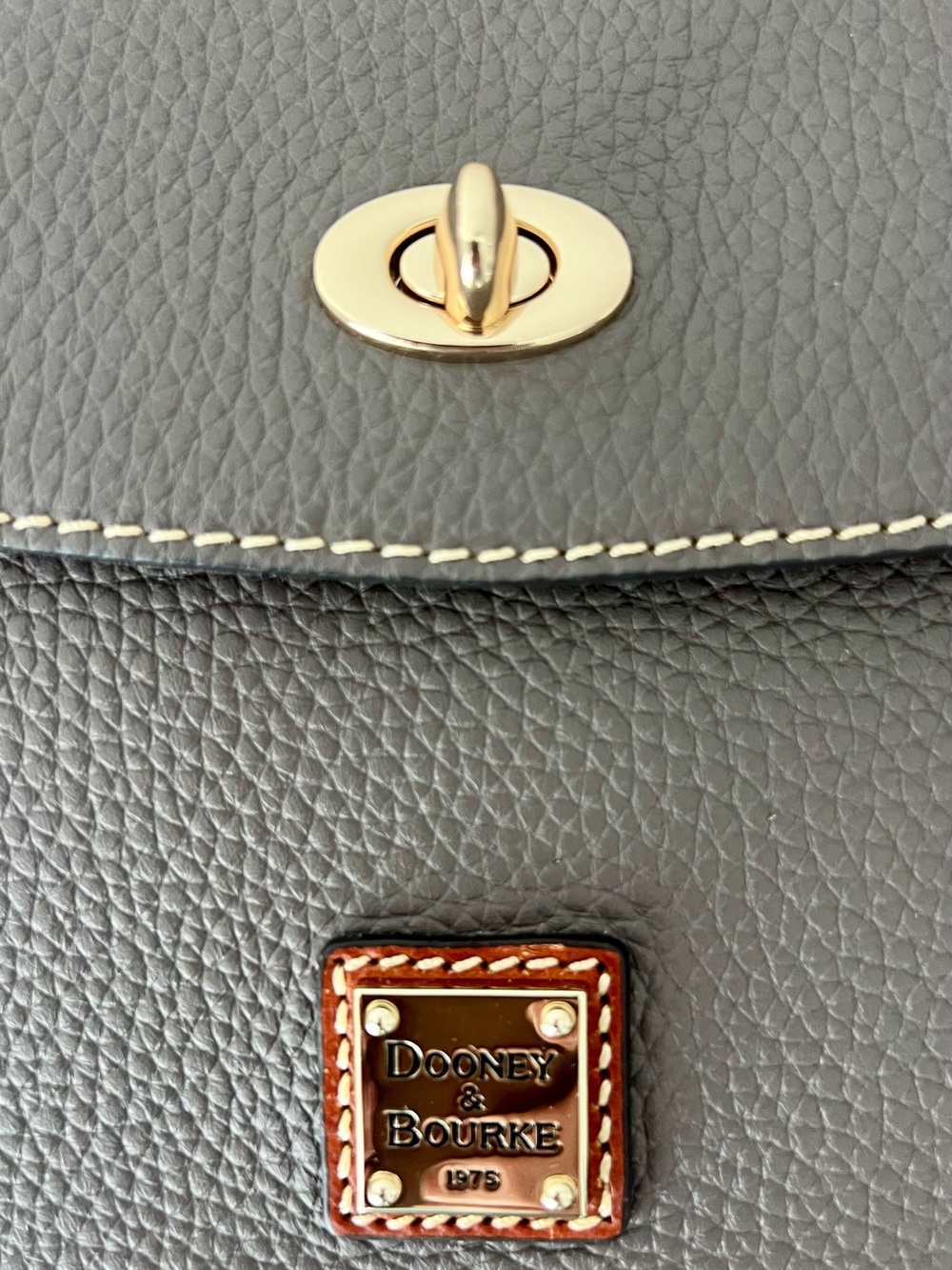 Dooney & Bourke Pebbled Leather Crossbody Taupe Brown Trim NWT - Picture 5 of 8